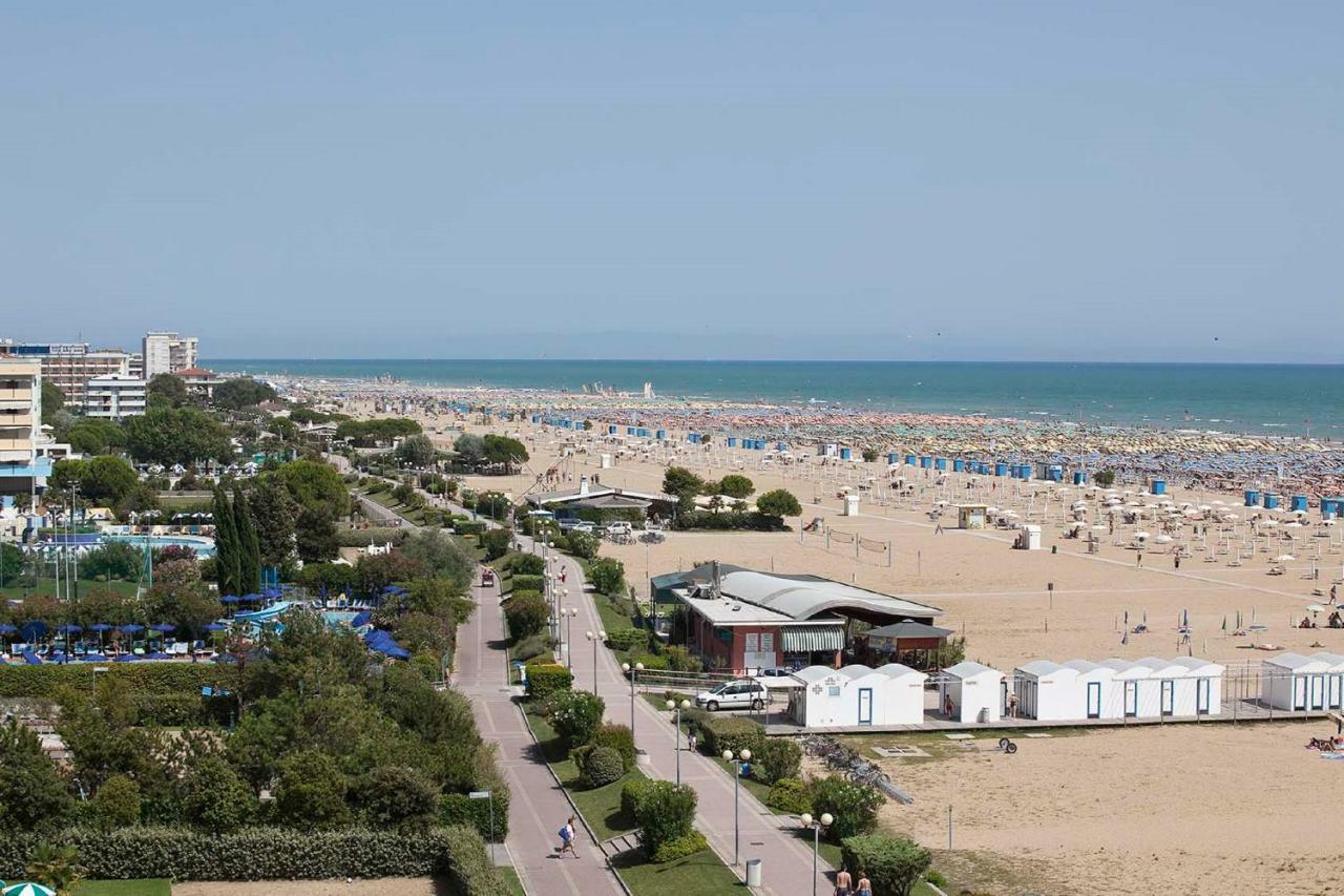 Isola Clara - Appartamenti Bibione Buitenkant foto
